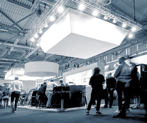 Exhibitors .